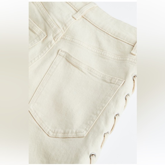 H&M Straight High Jeans - Picture 2 of 6